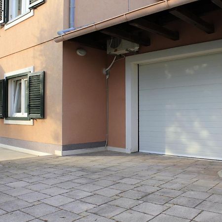 Holiday Home Old Town - Great Location ニン エクステリア 写真