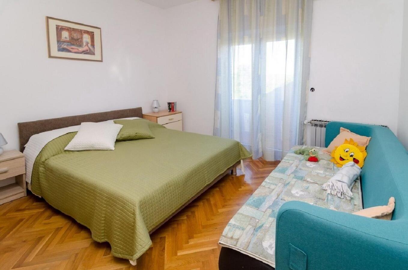 Holiday Home Old Town - Great Location ニン エクステリア 写真