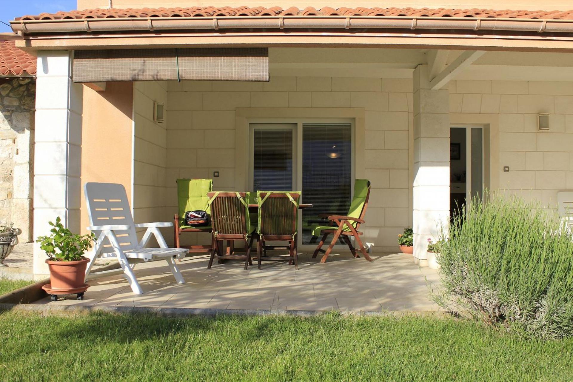 Holiday Home Old Town - Great Location ニン エクステリア 写真